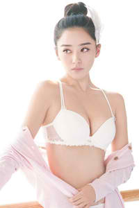 白雪公主:一个致命的夏天